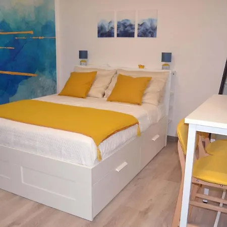 Room&chiaia Konukevi