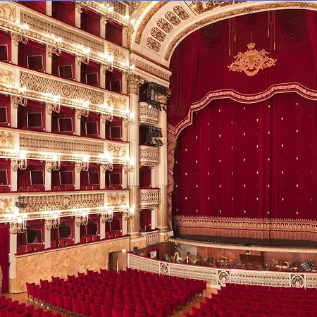 Room&chiaia Νάπολη