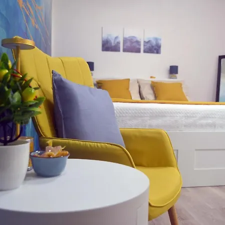 Room&chiaia Gæstehus 4*