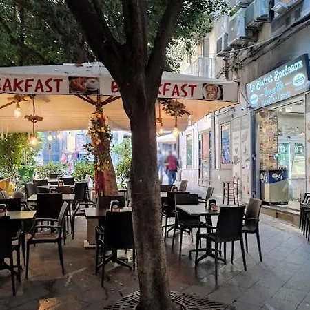 Room&chiaia 게스트하우스